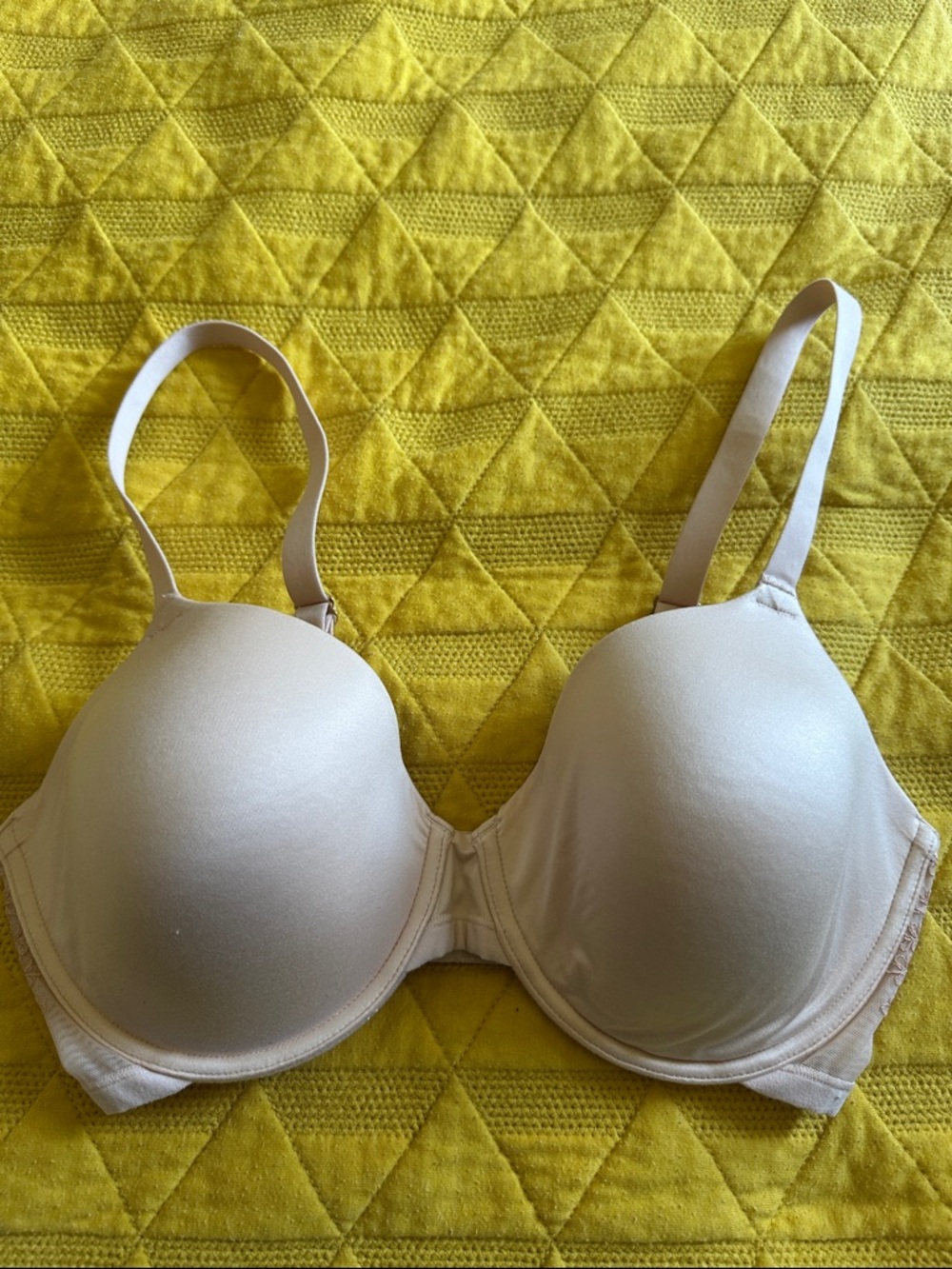 Natori Underwire Bliss Comfort Bra Everyday T-Shirt Bra in Nude